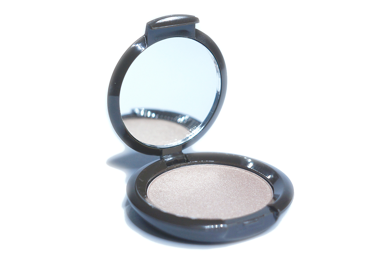 Sneak Peek BECCA Shimmering Skin Perfector Pressed Highlighter in Opal