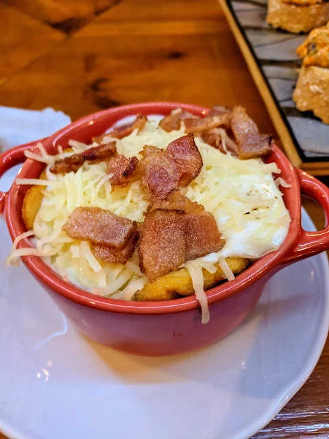 Where to eat in Bilbao: Pintxos in a casserole dish at Txo in Portugalete