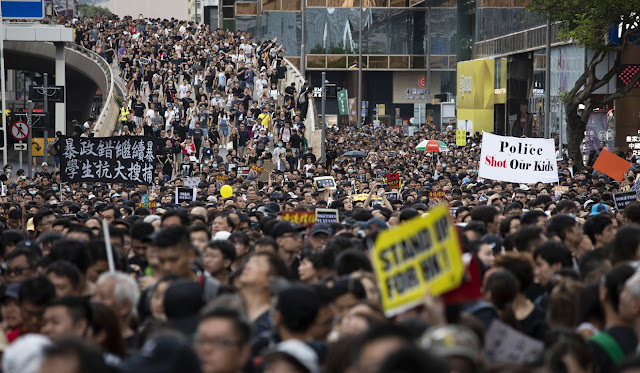 Khủng hoảng dự luật dẫn độ: Tại sao người trẻ Hồng Kông giận dữ và vô cùng đau buồn