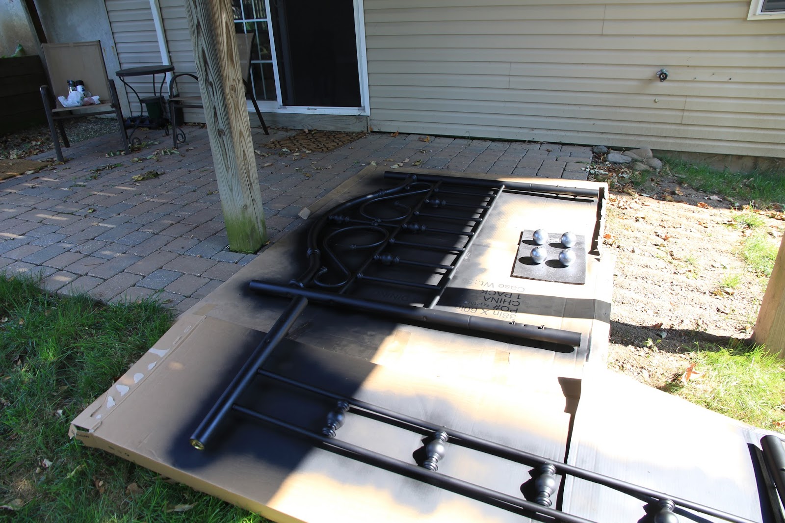 Interior Shareapy Metal Bed Frame Makeover