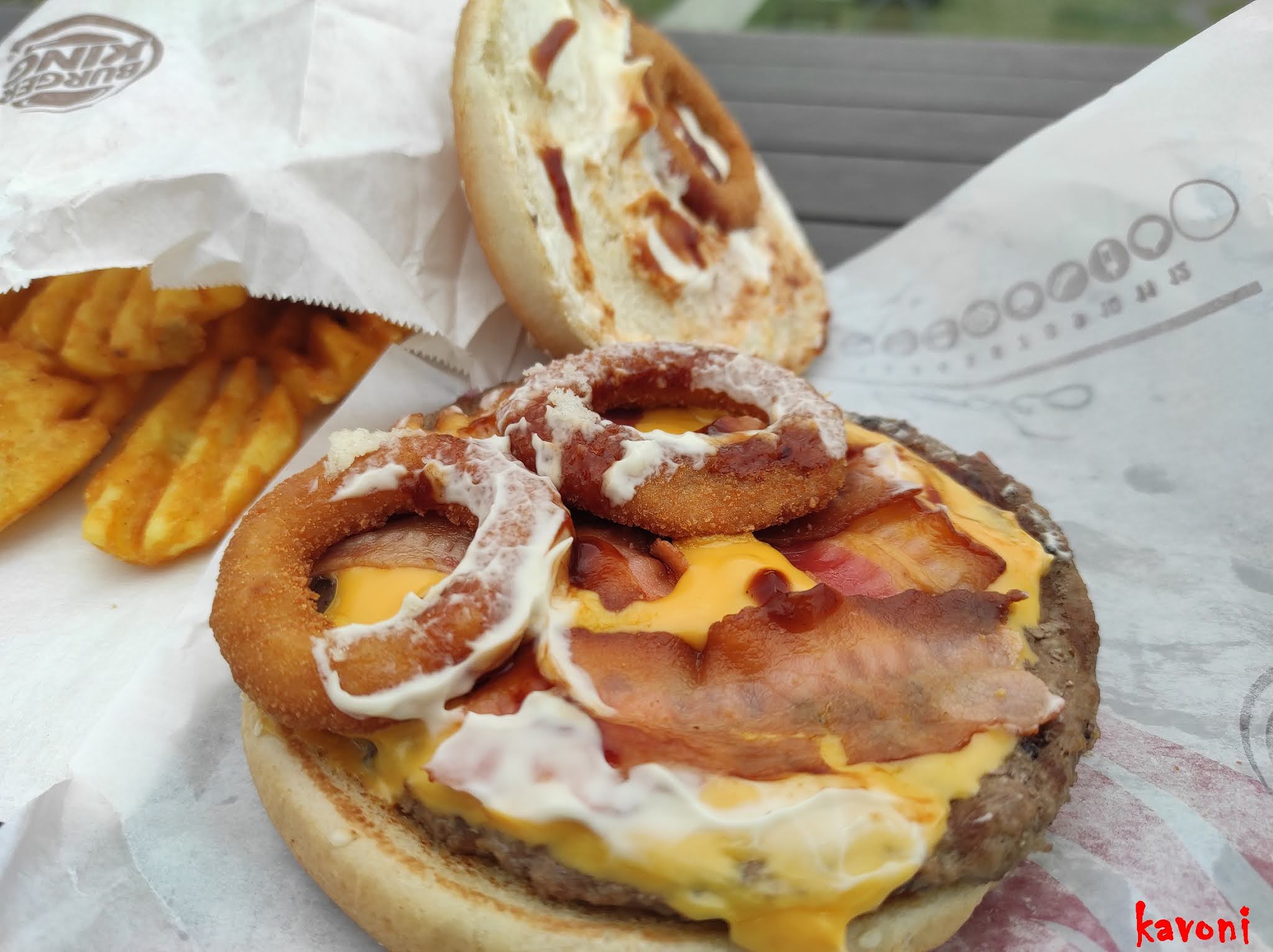 kavoniho žrádlo Rodeo Bacon King, Burger King