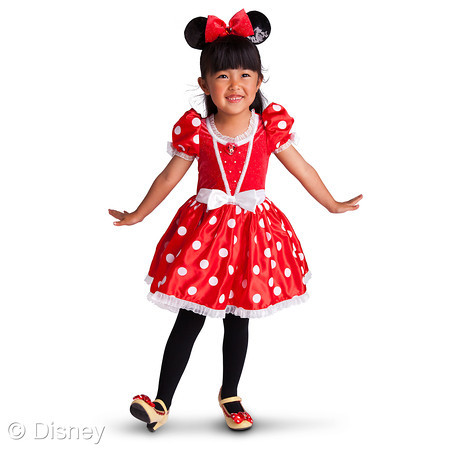 Disney Sisters: Halloween Dress Up With Disney Store - Part 1
