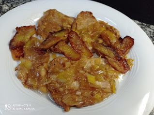 Lomo con puerros y manzana caramelizada