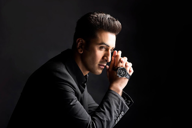 Ranbir Kapoor age, height, wife, net worth, family, girlfriend name, height in feet, biography, father name, sister, birthday, mother, date of birth, house, weight, wiki, bio Ranbir Kapoor age, height, wife, net worth, family, girlfriend name, height in feet, biography, father name, sister, birthday, mother, date of birth, house, weight, wiki, bio
