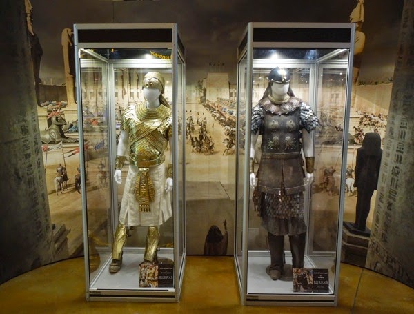 Hollywood Movie Costumes and Props: Christian Bale's Moses film costume