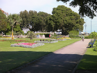 spanish oak and flowers