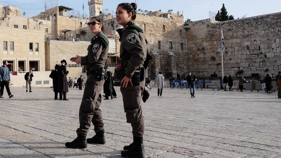 Wah, Ada Perwira Berjilbab di Kepolisian Zionis Israel, Siapa Dia?