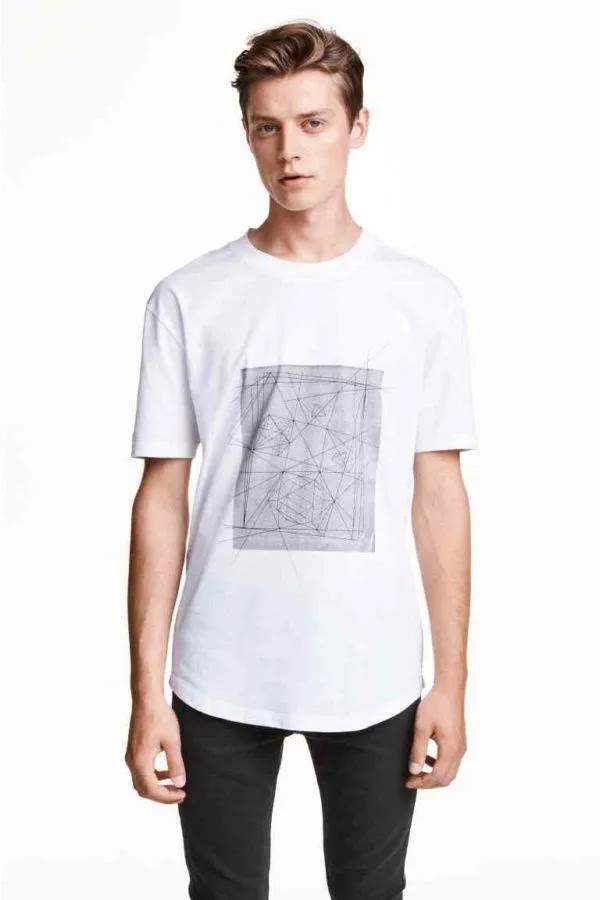 How to dress well. Men | Tips and tricks for slim man oversize t-shirt how-to-dress-according-to-body-type-slim-man-oversize-t-shirt