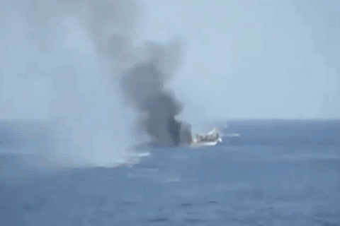 NÓNG: Iran chính thức đáp trả vụ Mỹ bắt giữ 4 tàu dầu cùng lượng nhiên liệu khổng lồ