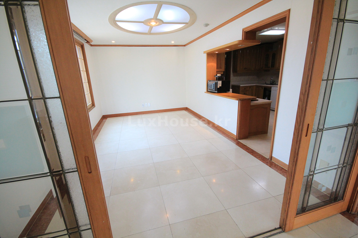 Seoul Apartment Poonglim villa in Itaewon, Yongsan 이태원 풍림빌라 F2