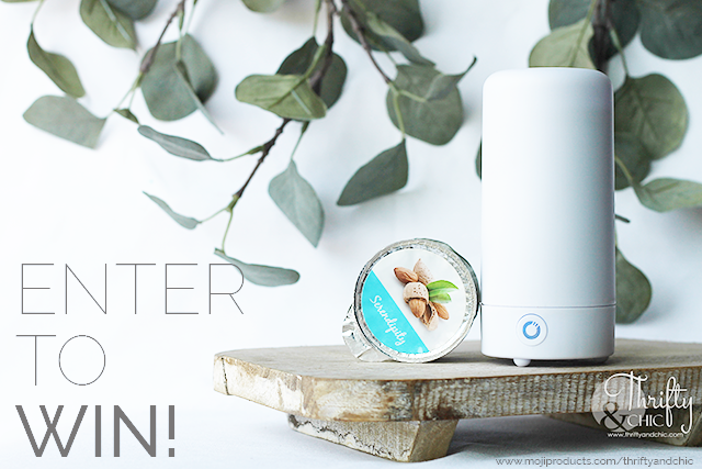 How to make your home smell good. Add scent into your home without flames, hot wax, or water! Safe and easy home fragrance ideas. MojiAir and AirMoji unboxing. What is the AirMoji? Safe, long lasting scents.