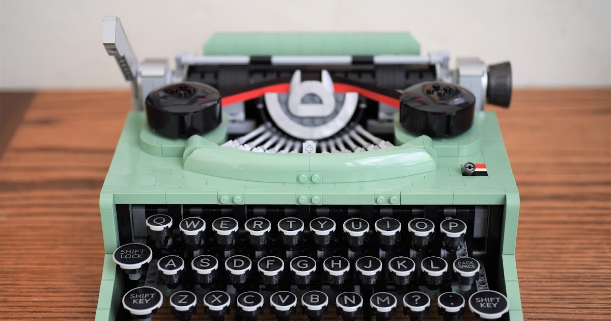 A Typewriter Service Tech's Review on the LEGO Typewriter