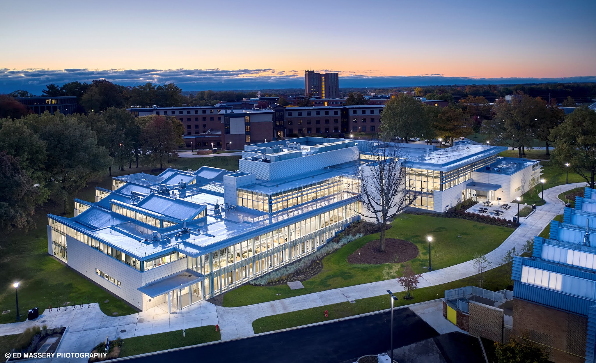 The Design Innovation Hub (DI Hub) at Kent State University