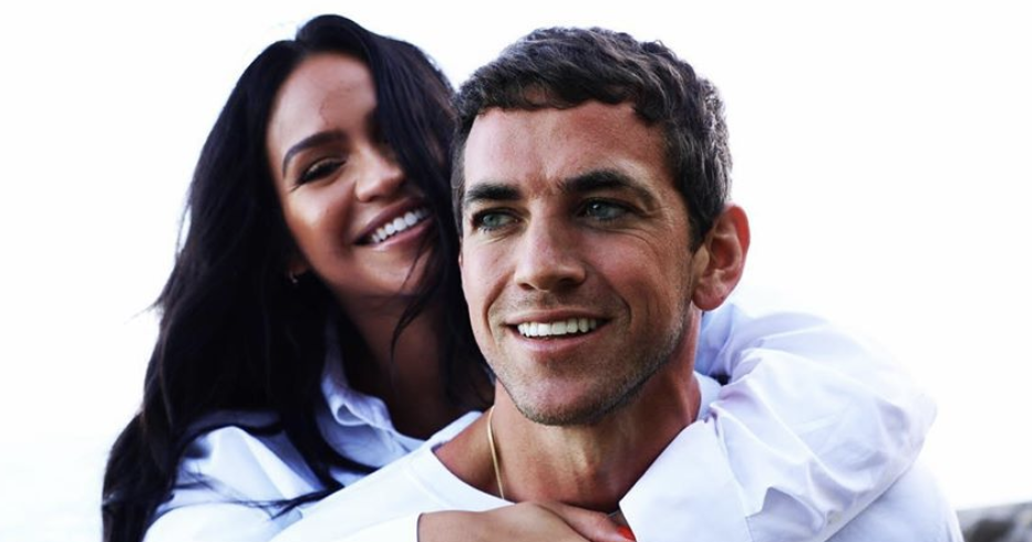 Fine share. Fine share. Fine share. Frankie baby. Фон стал отцом.