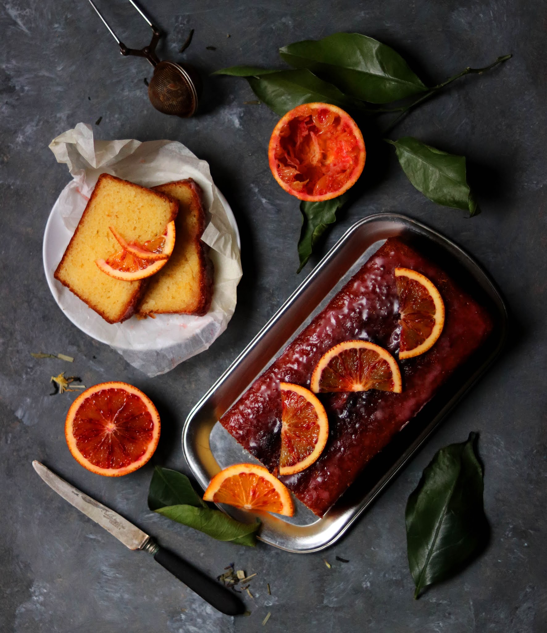 The Food Trotter: Cake amande-orange sanguine / Blood Orange & Almond Cake