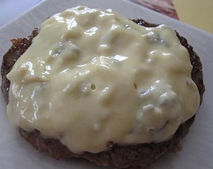 Clo's Sensuous Delights: Steak Haché Et Sauce Tartare...