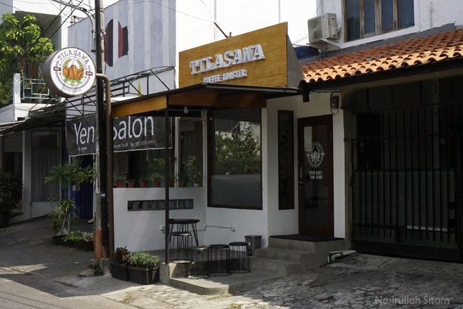 Lingkar Warna 20 Desain Warung Kopi Sederhana Pinggir Jalan