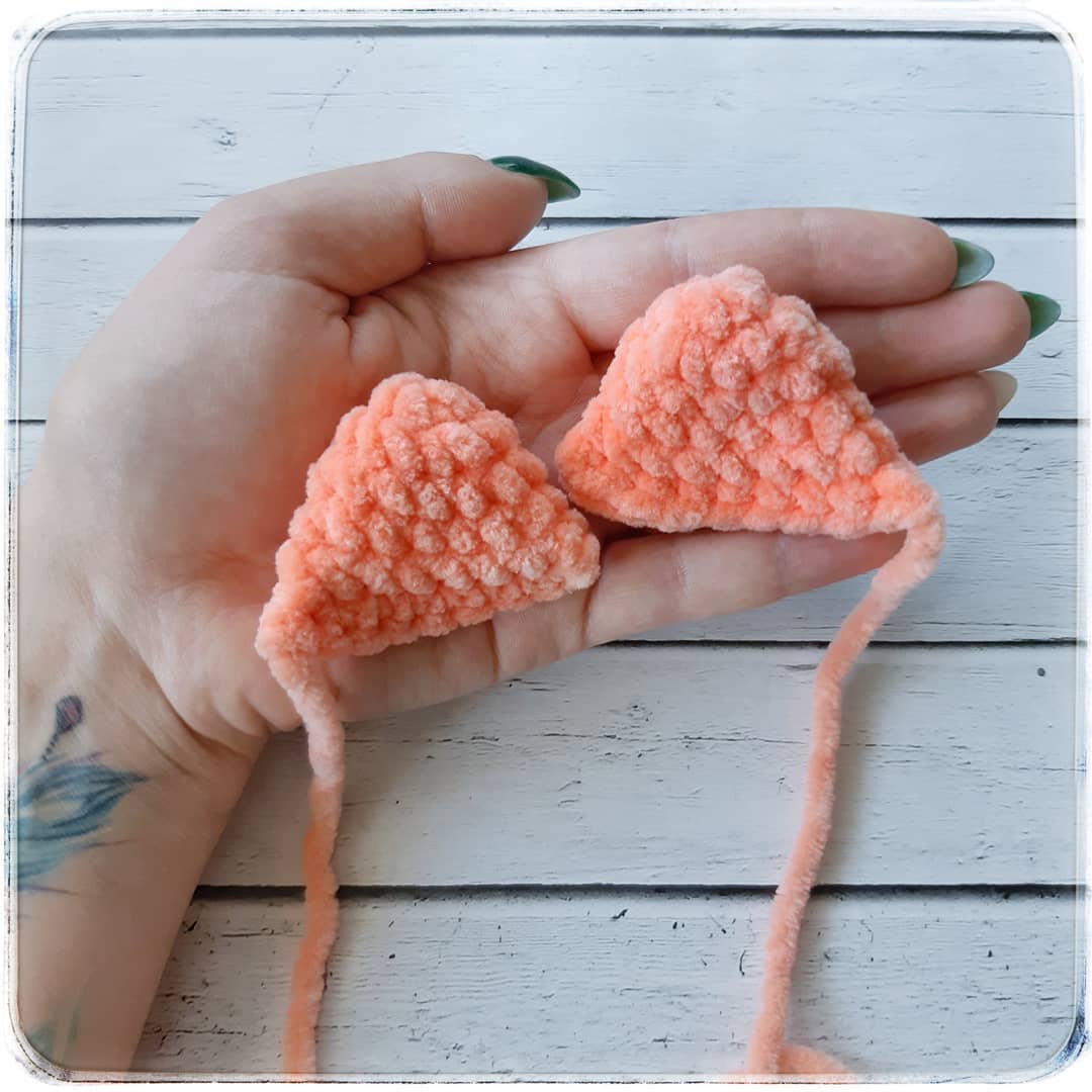 Ушки котика крючком