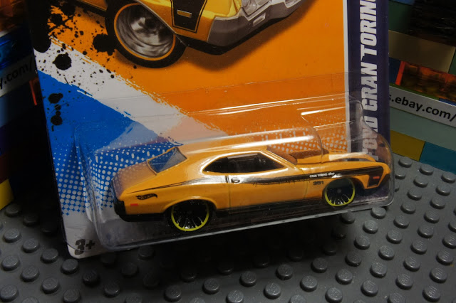 Hot Wheels Yellow '72 Ford Gran Torino Sport Diecast Muscle Mania Ford '12 7 10