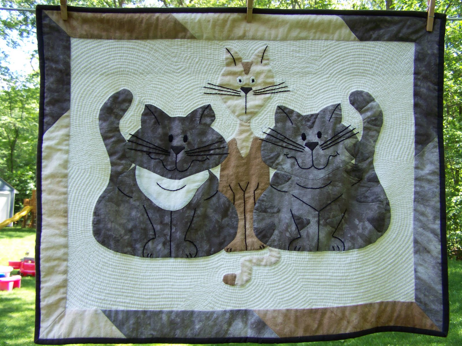 When Life Gives You Scraps, Make Quilts! Crazy Cats Quilt