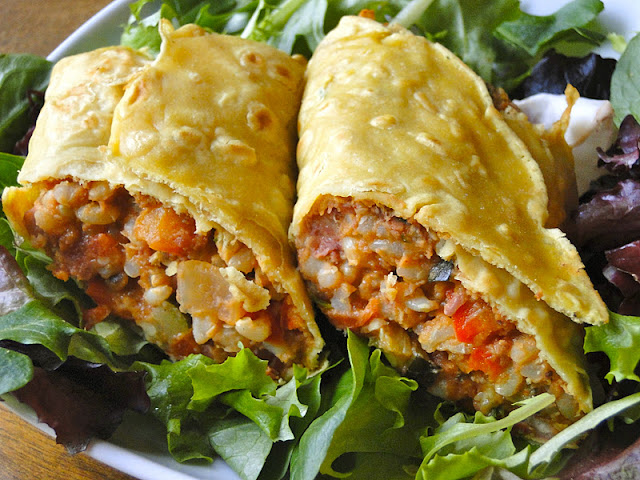 Sketch-Free Eating: Veggie, Rice & Bean Burrito w/ Chickpea Tortilla