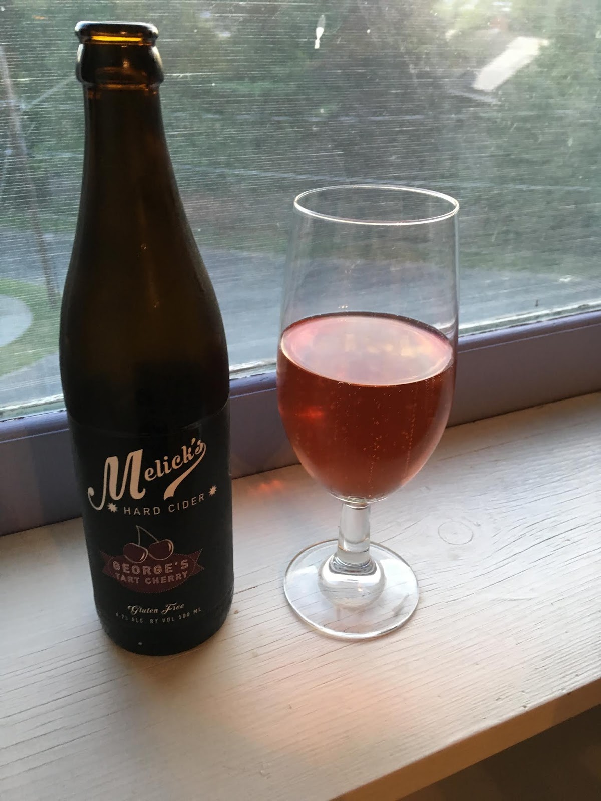 Along Came a Cider Cider Reviews Portland Cider Co.'s Pineapple Rose