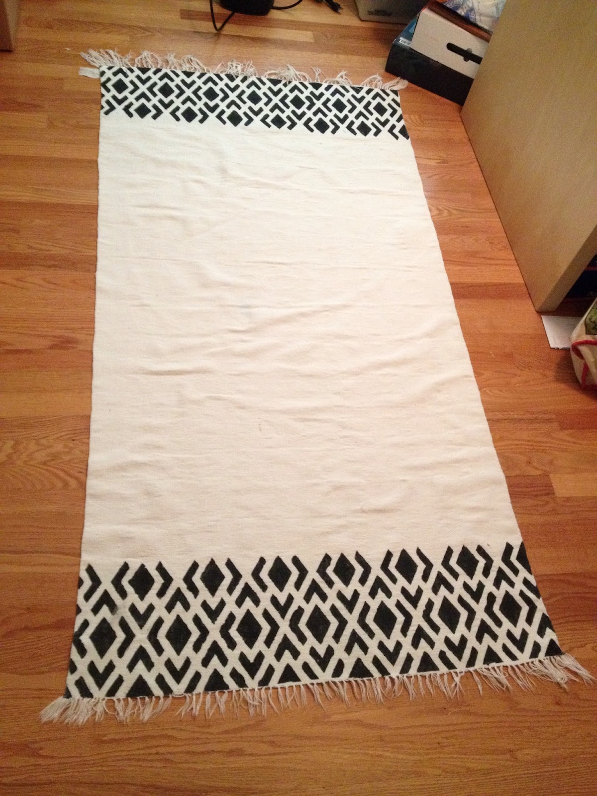 A House 2 Home DIY Painted Rug