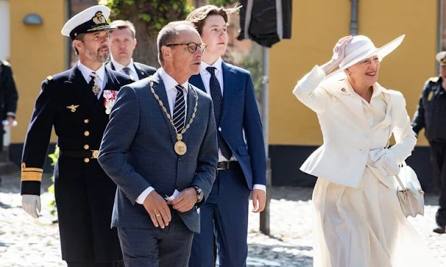 Queen Margrethe, Crown Prince Frederik, Prince Christian, German President Steinmeier and his wife Elke Büdenbender