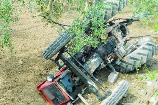 Τρακτέρ καταπλάκωσε 58χρονο και τον σκότωσε - Τραυματίστηκε 30χρονος επίσης από τρακτέρ