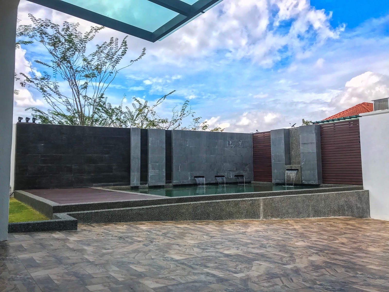 koi-pond-on-roof-1.jpg