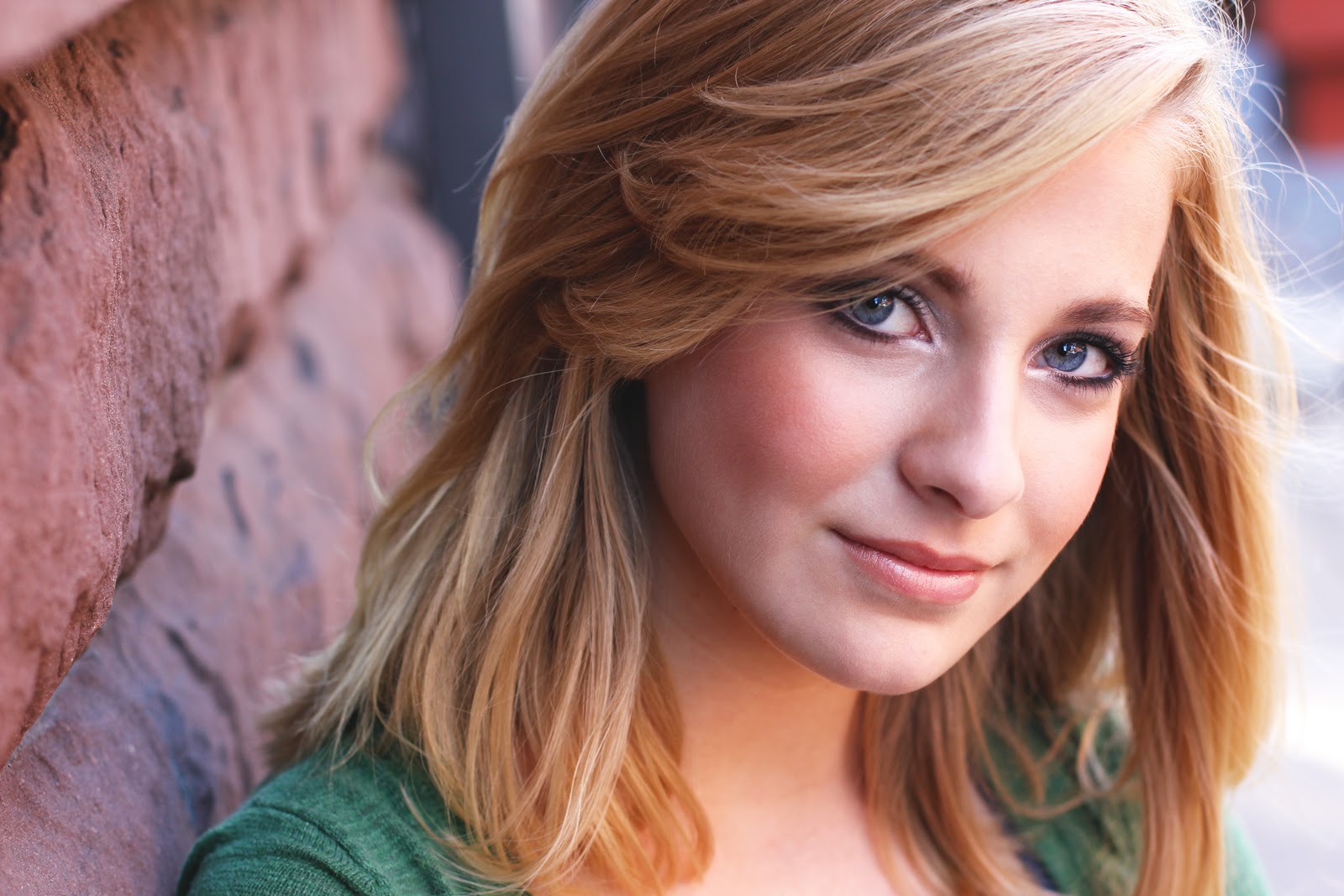 The American Headshot Vertical vs. Horizontal