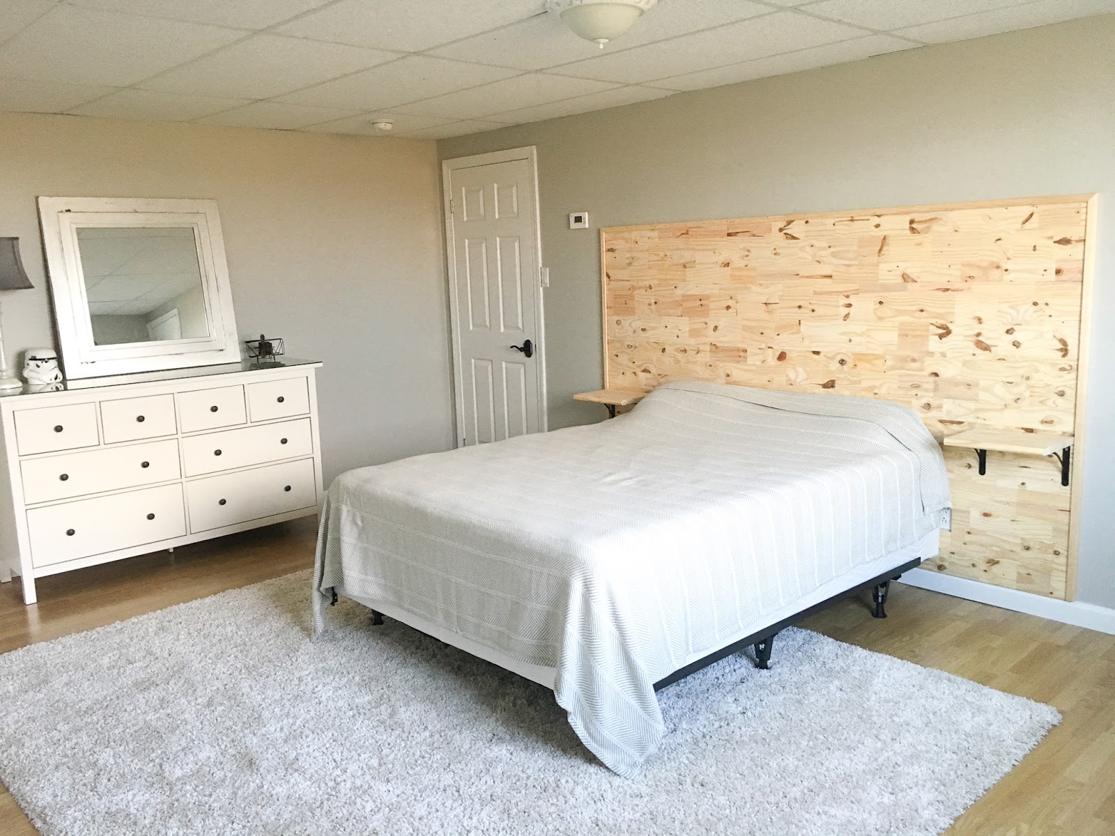 The Hobson Homestead: How to Build a Headboard with built-in Floating