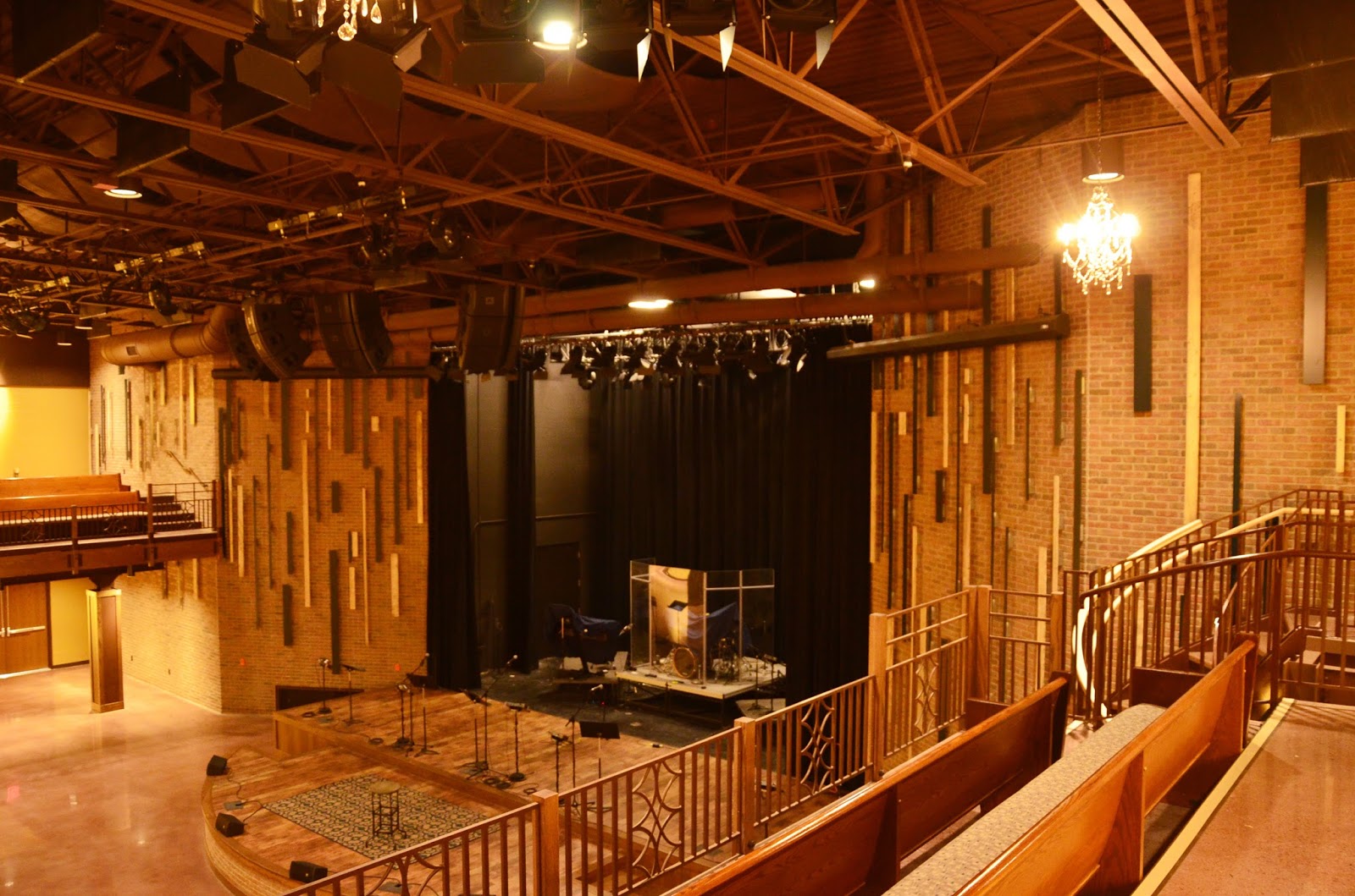 P.J. Hoerr, Inc.: Eastview Christian Church | Auditorium - Normal, IL