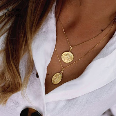 collier medaille tendance