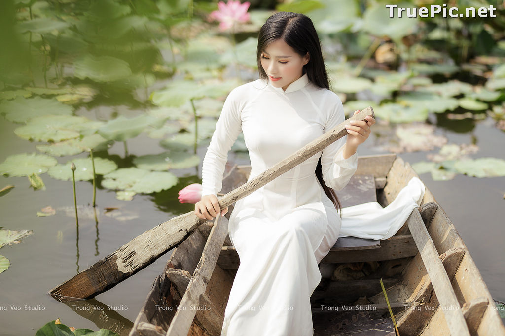 Image The Beauty of Vietnamese Girls with Traditional Dress (Ao Dai) #3 - TruePic.net - Picture-61