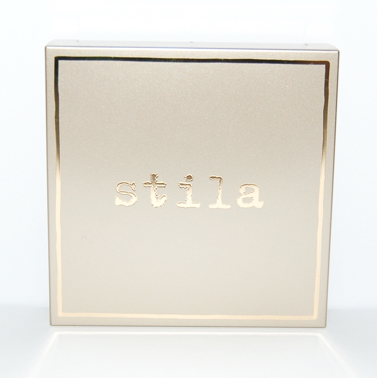Stila Heaven's Hue Highlighter in Kitten* - Review | The Beauty Isle