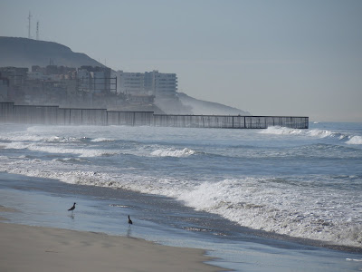 Gravel Beach: Tijuana