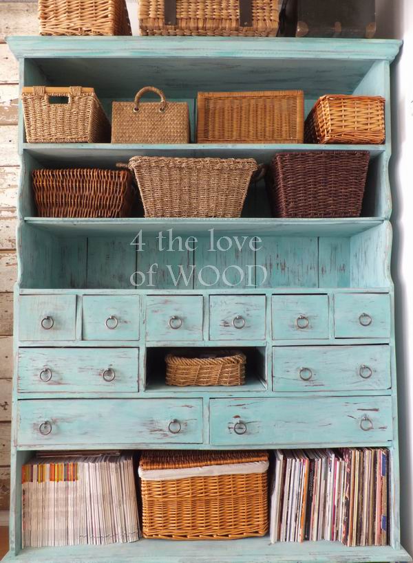 4 the love of wood HOW I PAINTED MY TURQUOISE SHELF tutorial