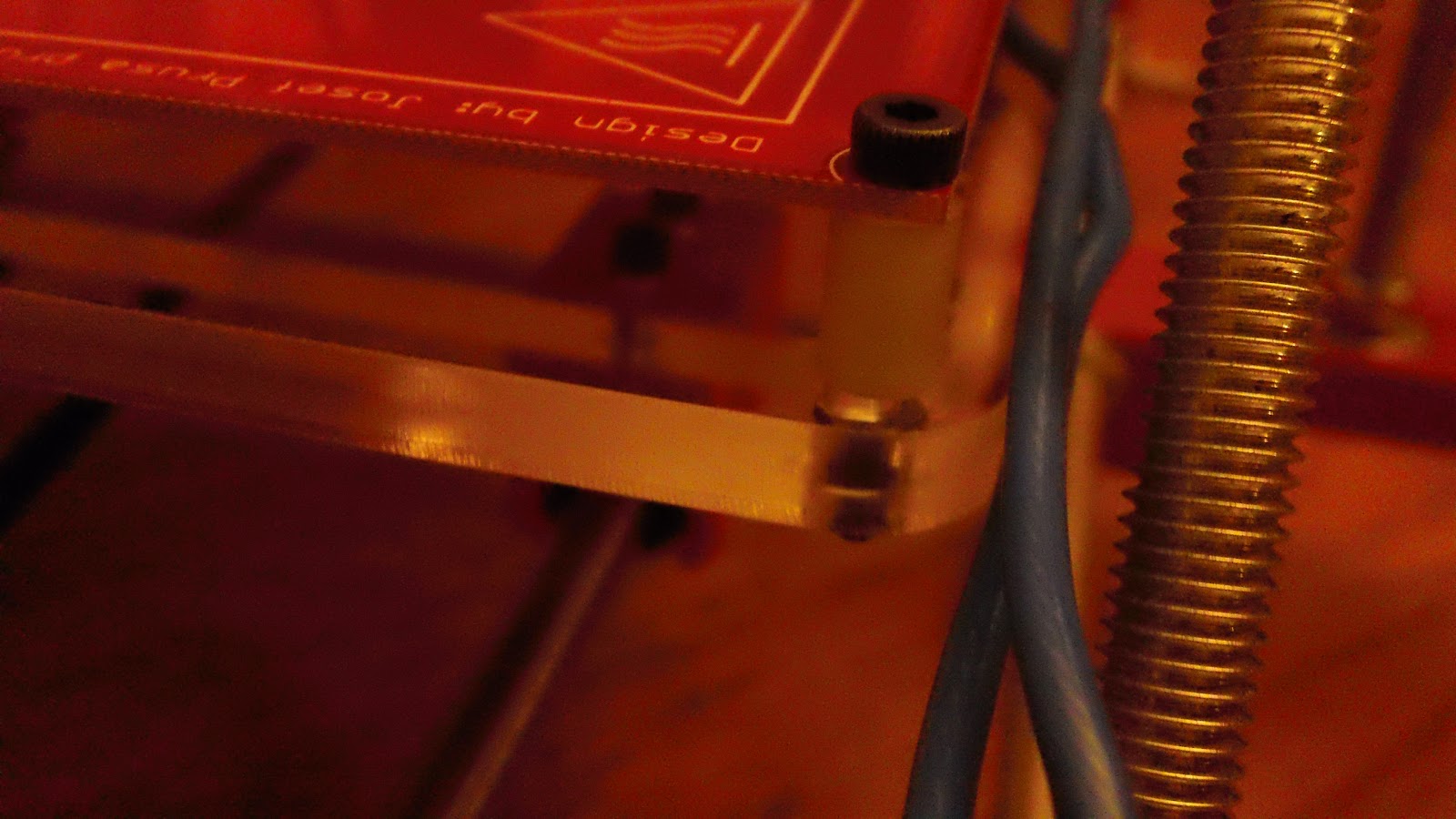 Tom's 3D Printer Guide Mount Heated bed