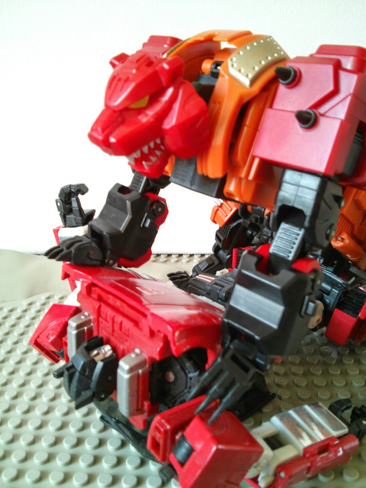 Rampage vs Sideswipe