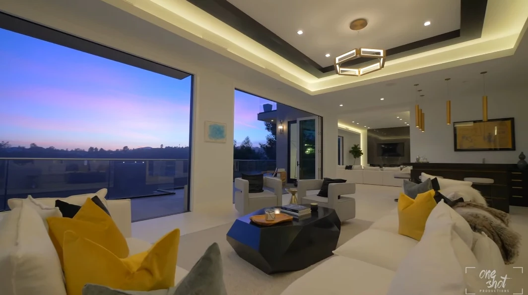 30 Home Interior Photos vs. 1449 Bel Air Rd, Los Angeles, CA Ultra Luxury Modern Mansion Tour