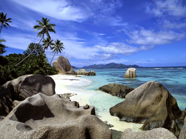 5. Anse Source d’Argent, La Digue Island, Seychelles - Top 10 Unusual Beaches