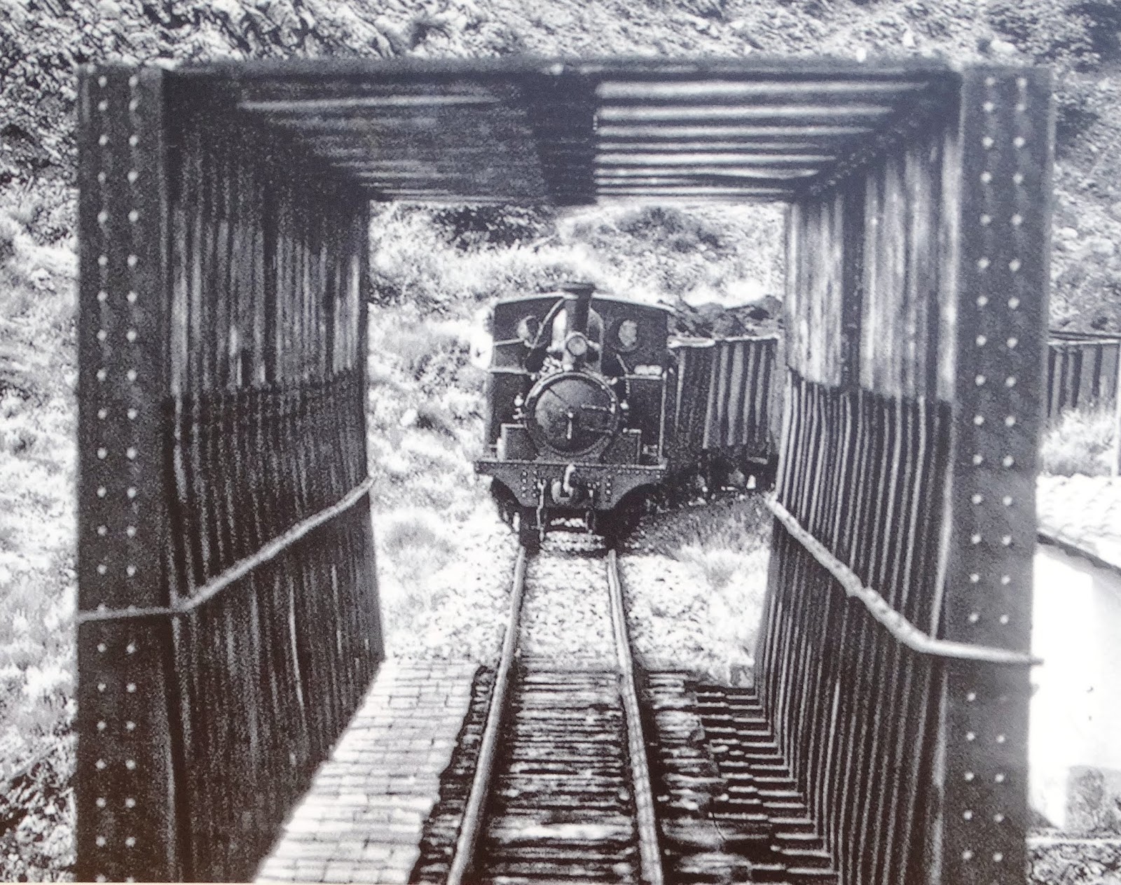 Pont per al Ferrocarril i Mines del Alt Congost 1940%2BFoto%2Bde%2BJohn%2BPhillips