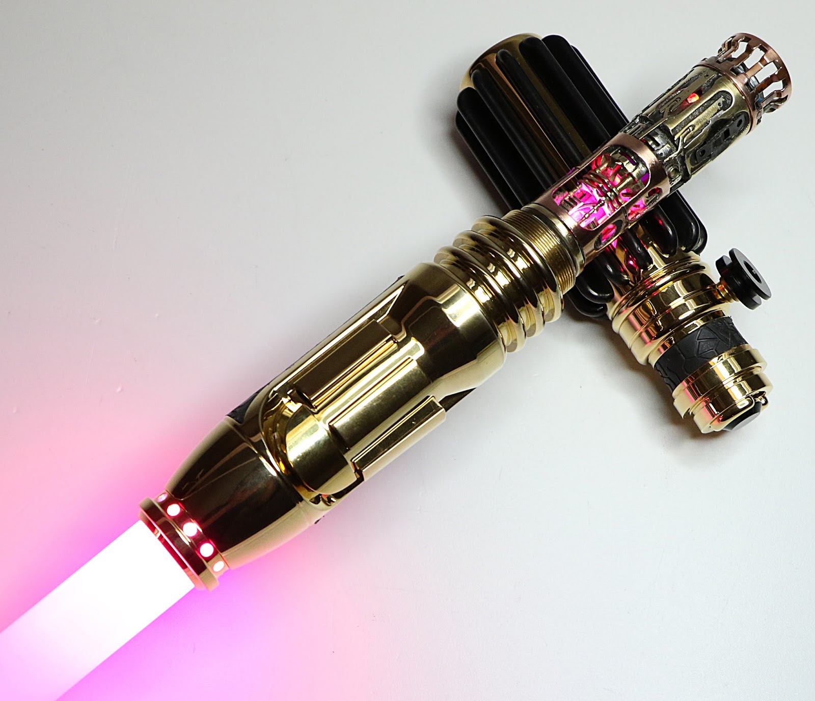 ROLIGHTSABERS Mace Windu Legend Lightsaber 24K gold