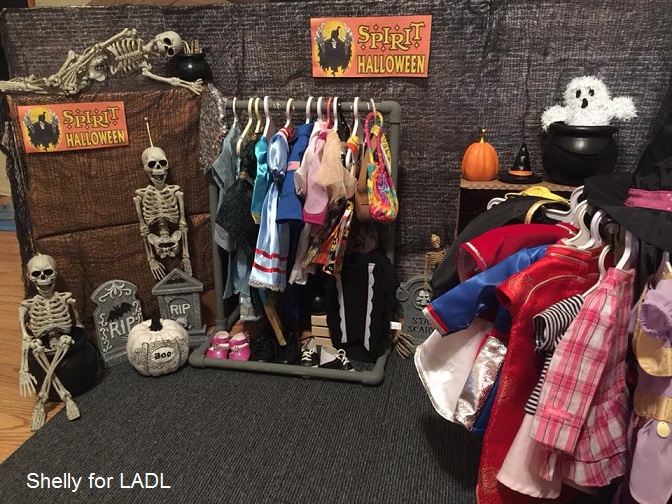 spirit halloween dolls