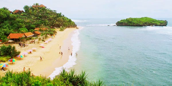 Menyusuri Pantai Selatan Kabupaten Gunung Kidul | @bisot notes