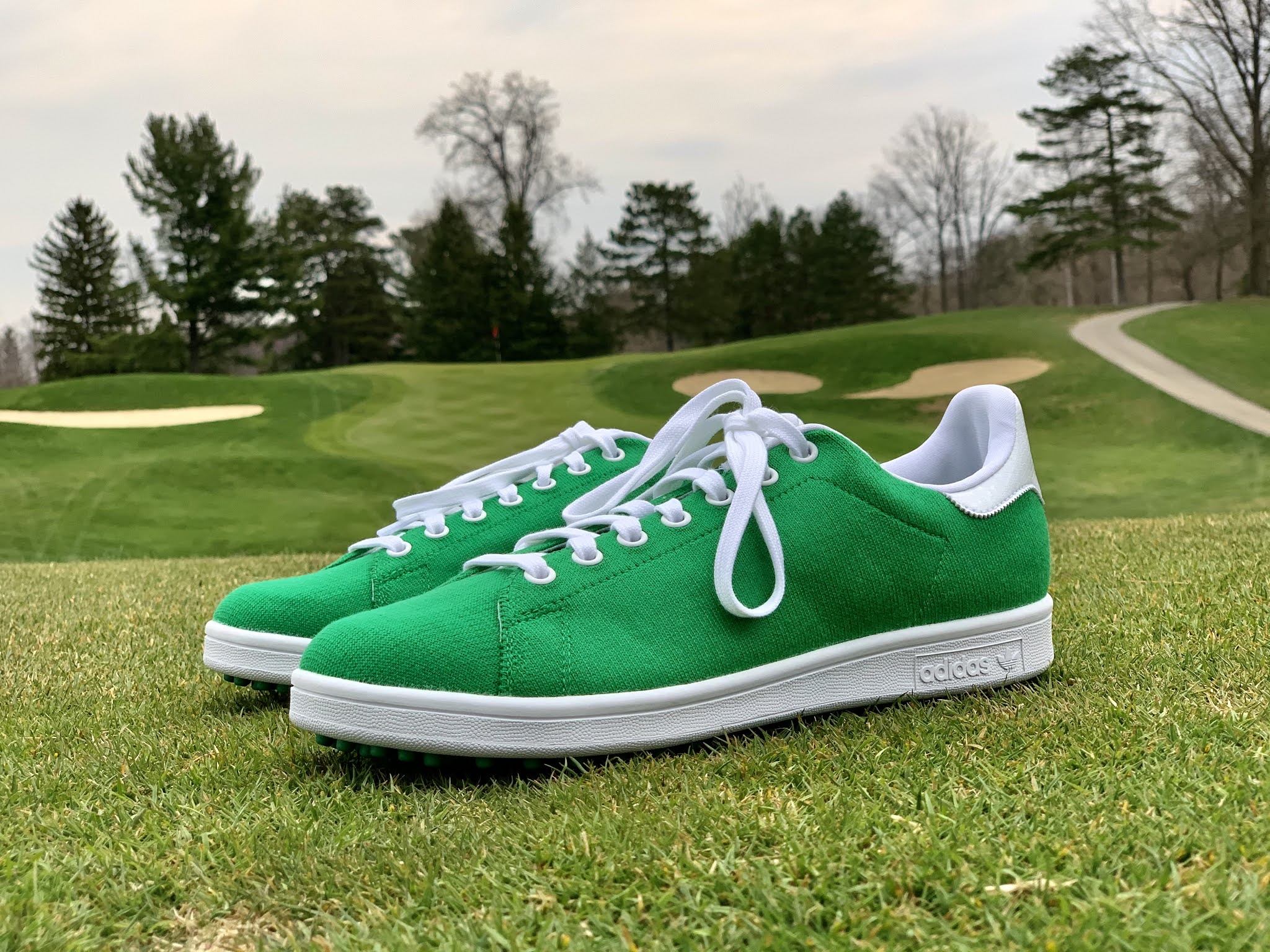 Heerlijk psychologie Wees The #1 Writer in Golf: Adidas Stan Smith Golf Shoes Review - 2021 Masters  Limited Edition