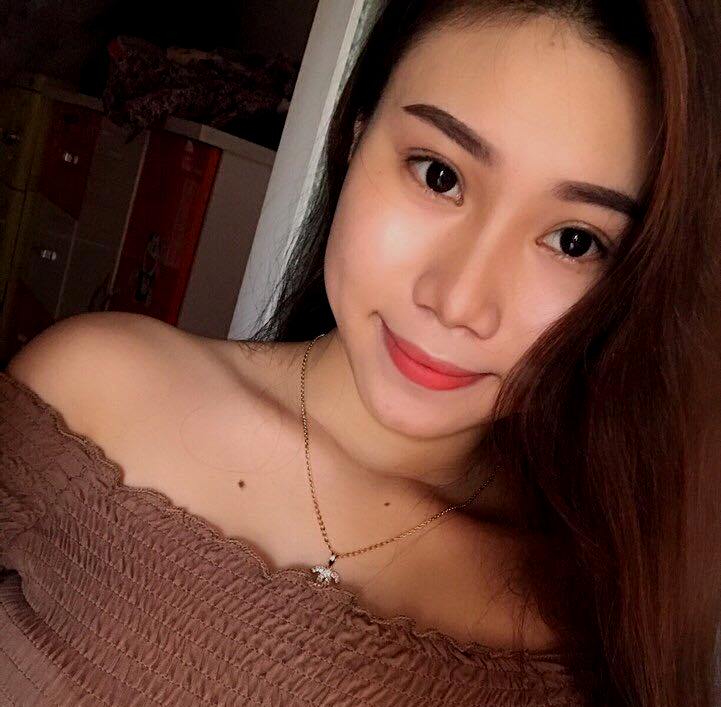 Thơ chế cho các mẹ đơn thân và gái ế: "Vấp ngã vài lần ai xử bắn em đâu" Thơ chế cho các mẹ đơn thân và gái ế: "Vấp ngã vài lần ai xử bắn em đâu"