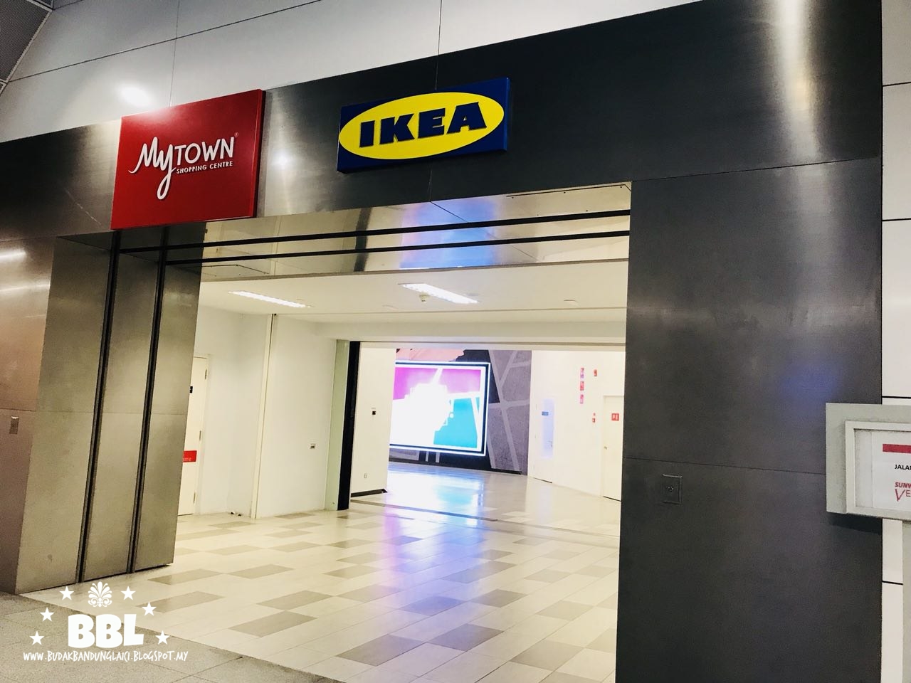 ikea cheras by mrt Piers Walsh