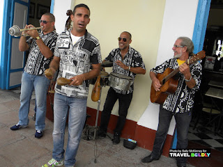 Music group, Septeto Bella Costa at Palatino in Cienfuegos, Cuba - TravelBoldly.com